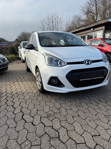 Hyundai i10/1Hand/Scheckheft/HU-Neu/5Türer/Touch-Display