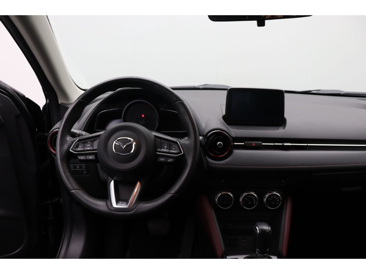 Fahrzeugabbildung Mazda CX-3 Sports-Line AWD Navi ACC Bose Soundsystem