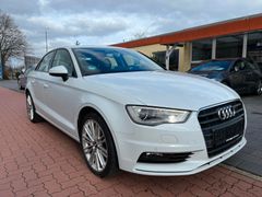 Audi A3 Lim. Attraction 1.6 TDI /MMI NAVI/BiXenon