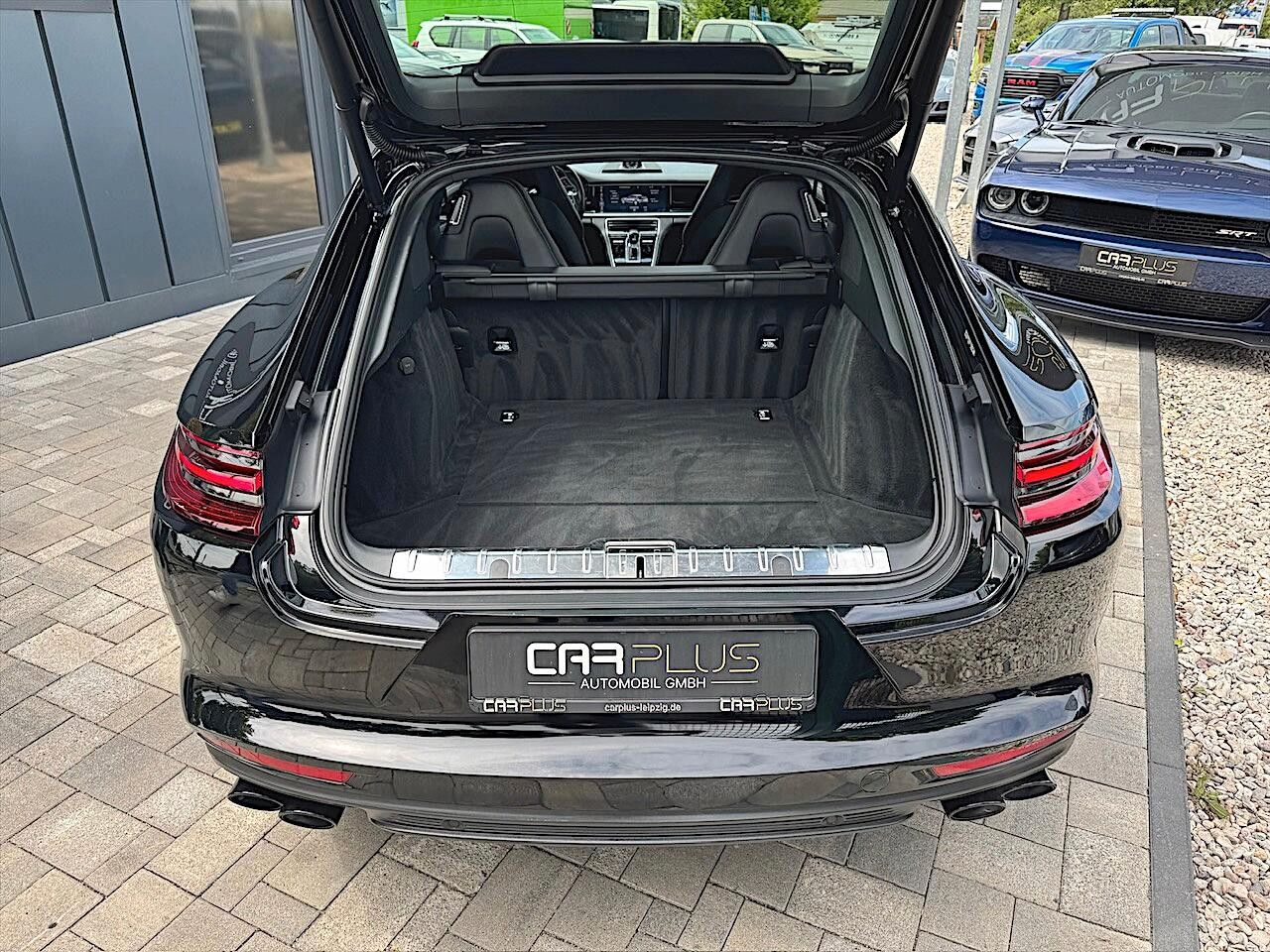 Fahrzeugabbildung Porsche Panamera 4 S Sport Chrono *Pano*Sportabgas*LED*