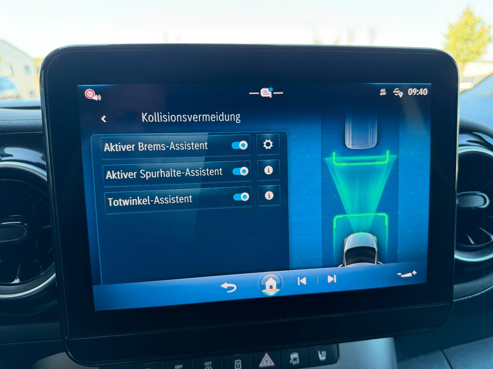 Mercedes-Benz T-Klasse 180 lang Progressive 7-Sitzer Leder Kam