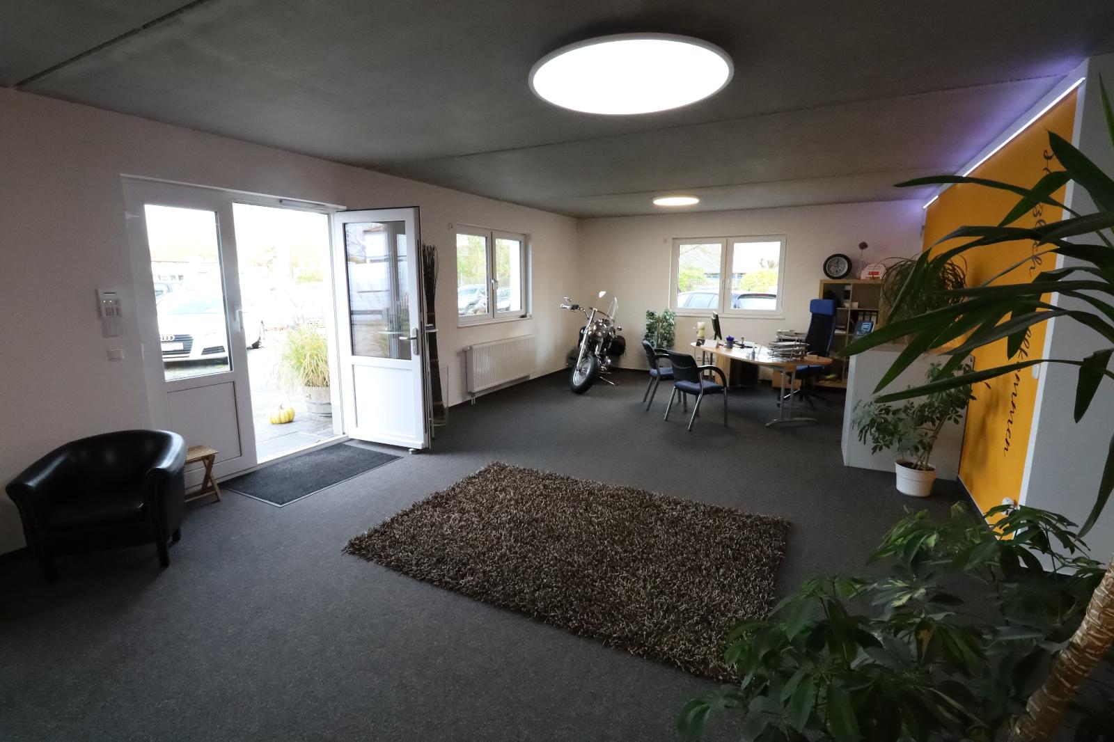 showroom-image-main