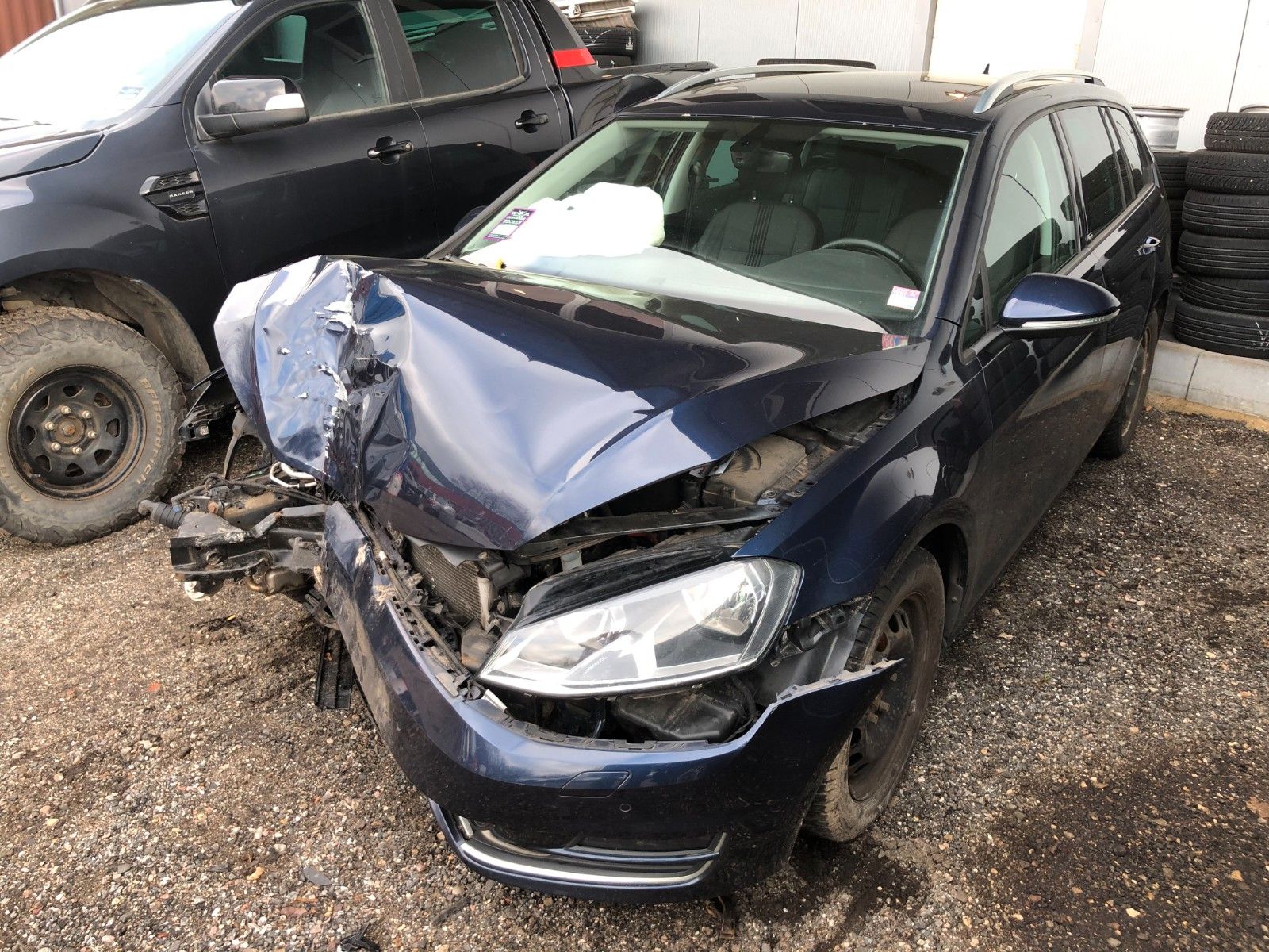 Fahrzeugabbildung Volkswagen Golf VII Variant Allstar BMT Unfall