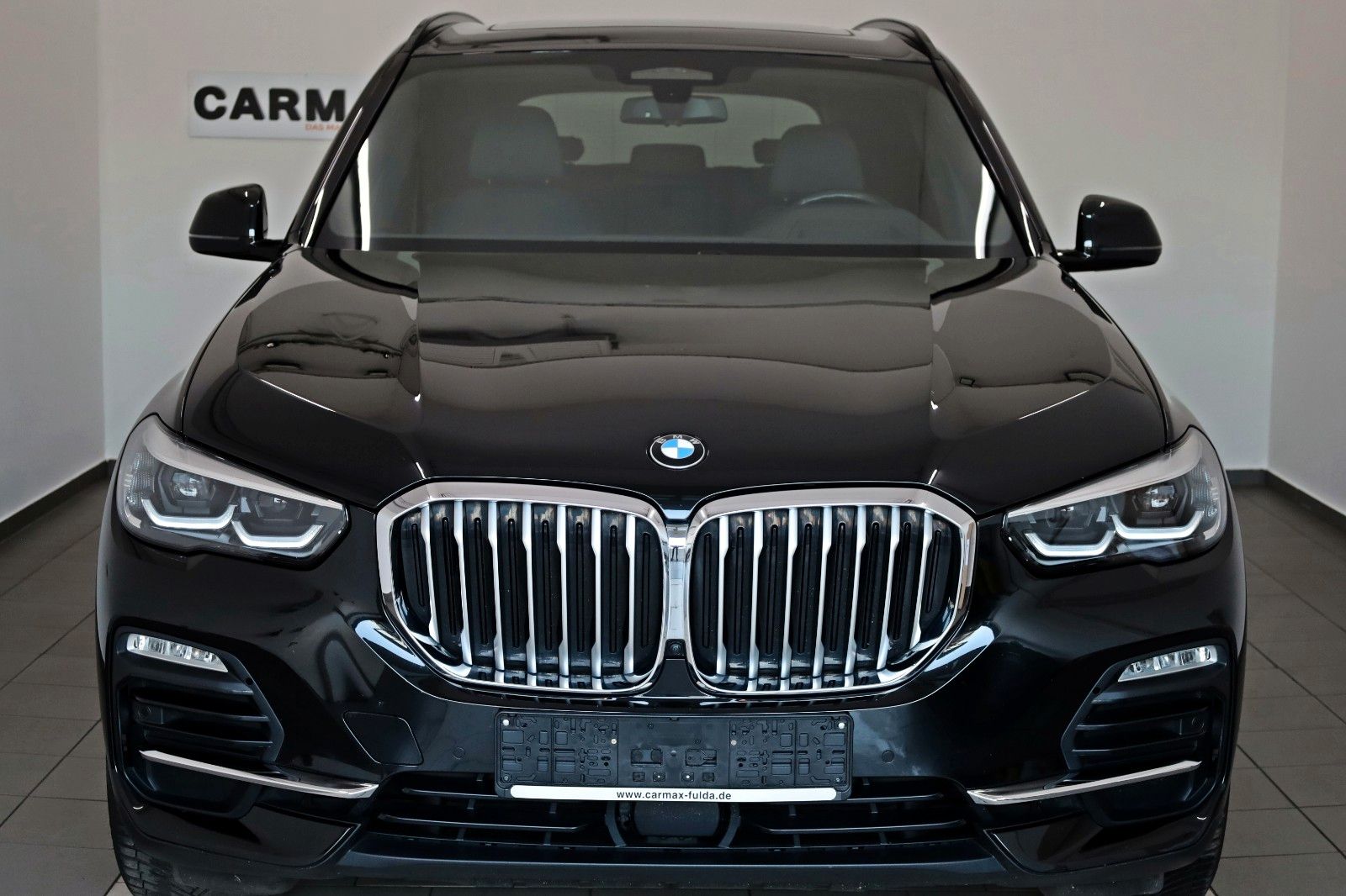 Fahrzeugabbildung BMW X5 xDrive 30d Leder,Navi,LED,PanDach,HeadUp,360°