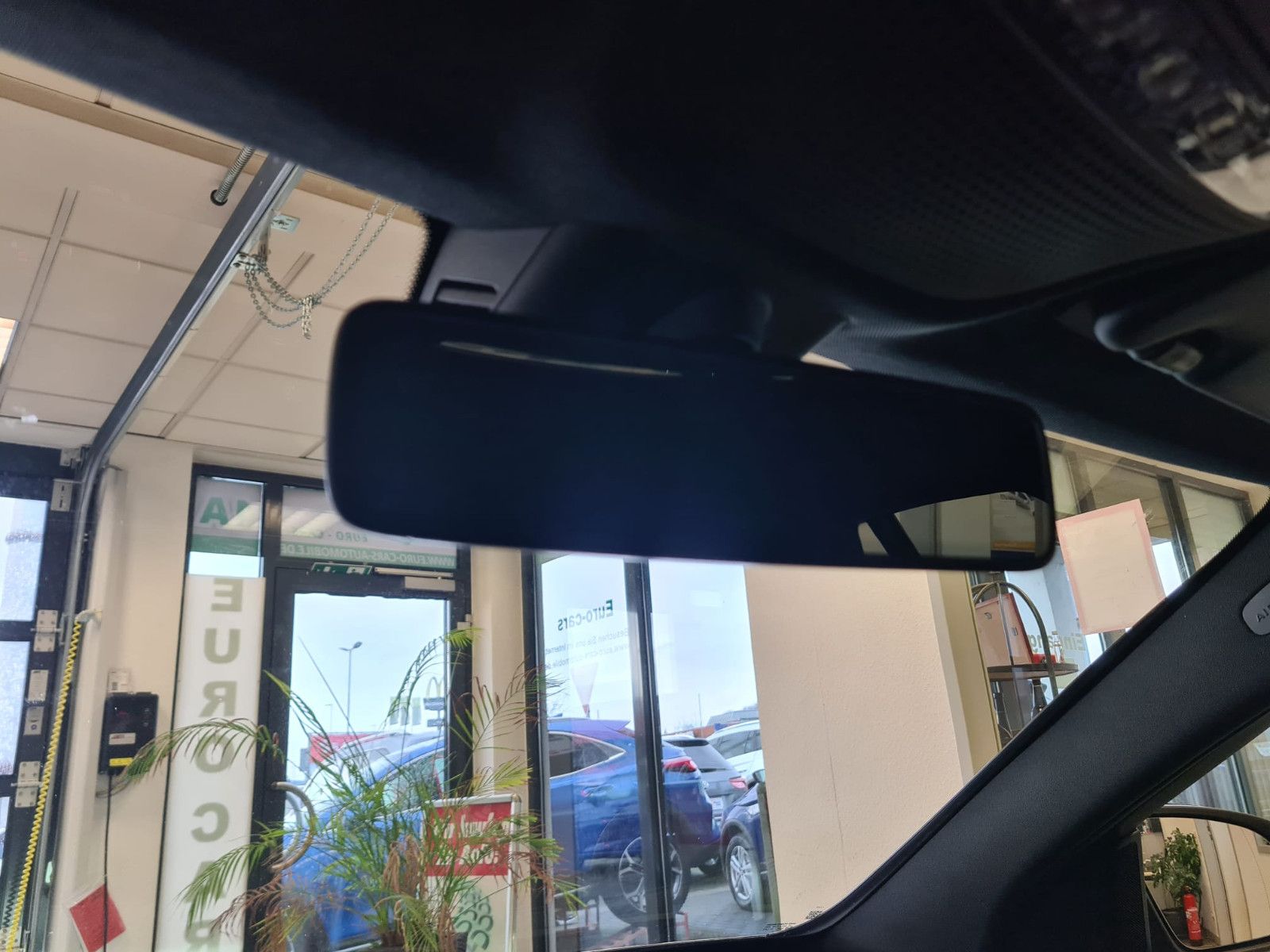 Fahrzeugabbildung Mercedes-Benz C 200 NIGHT EDITION / KAMERA / GEPFLEGT