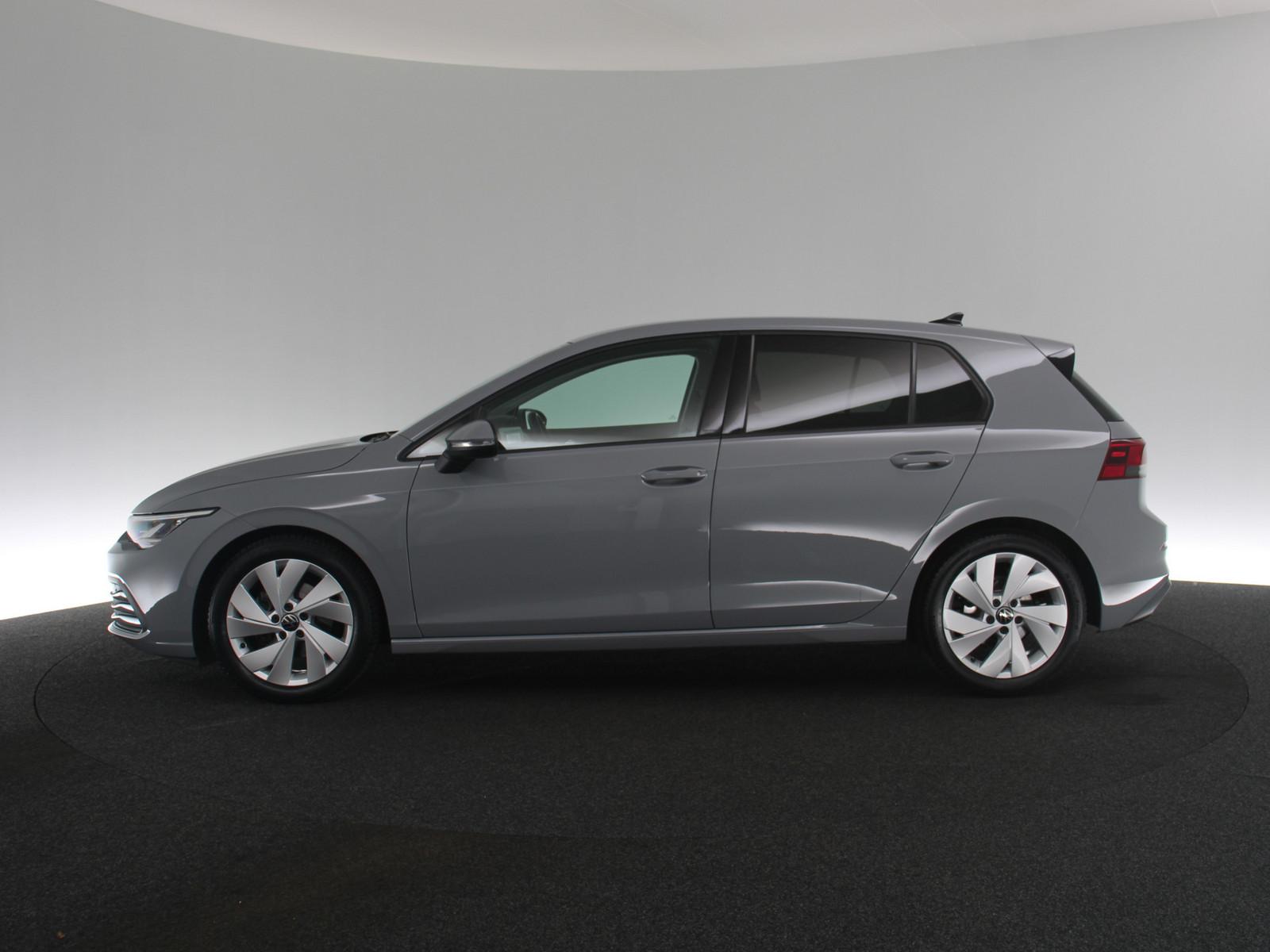 Volkswagen Golf VIII 1.0 TSI Life LED NAVI SHZ PDC MEMORY, миниатюра 18