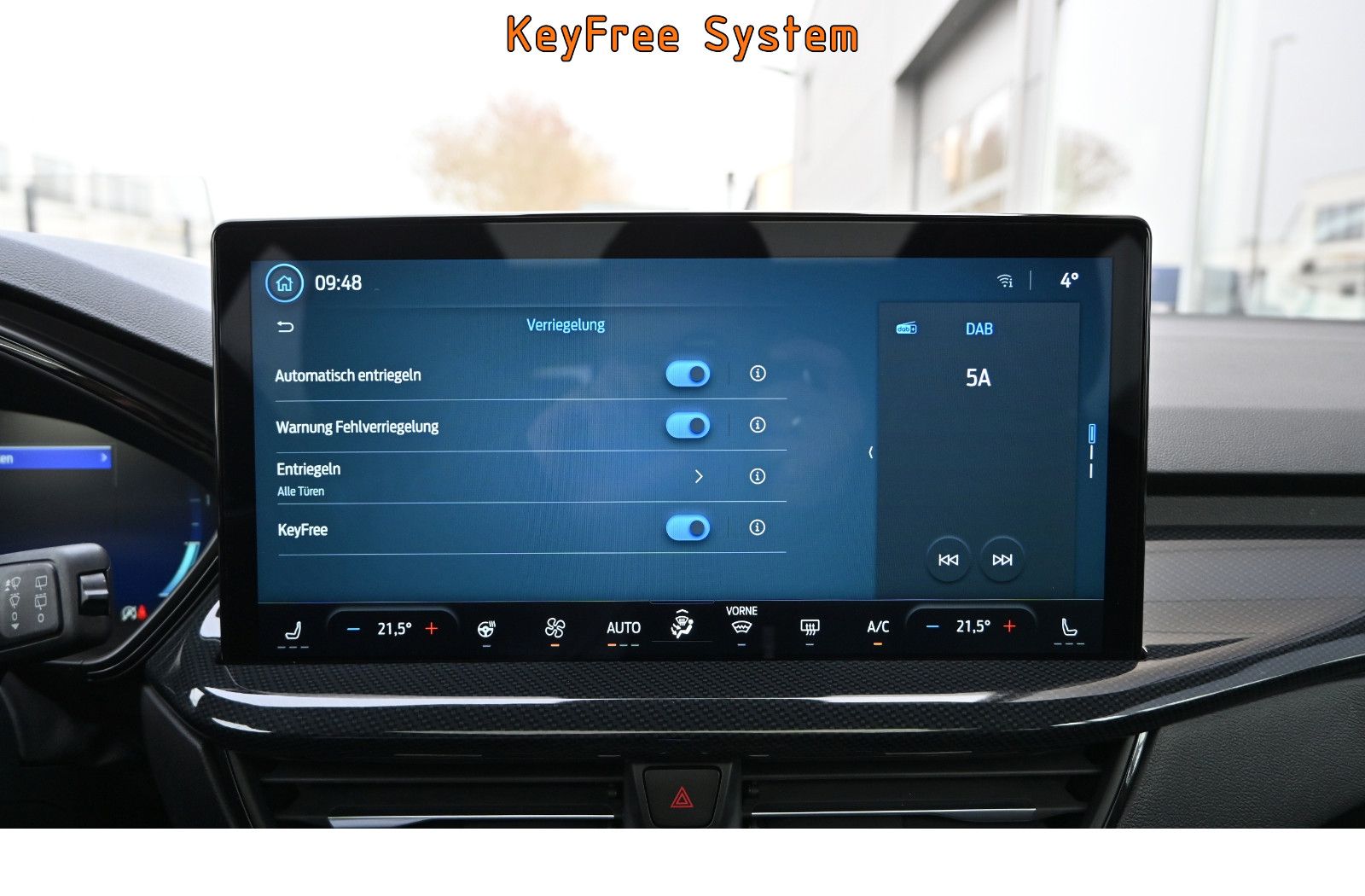 Fahrzeugabbildung Ford Focus 1.5D ST-Line X °ACC°B&O°HUD°PANO°STANDHEIZ