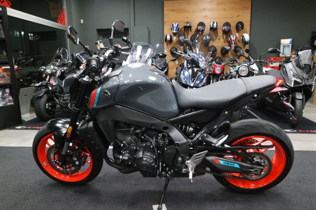 Yamaha MT-09 - MEGA ZUBEHÖR - LED - 1. Hand