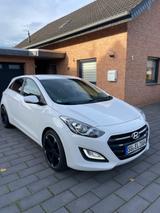 Hyundai i30 1.6 CRDi Style - Hyundai i30: Crdi Style
