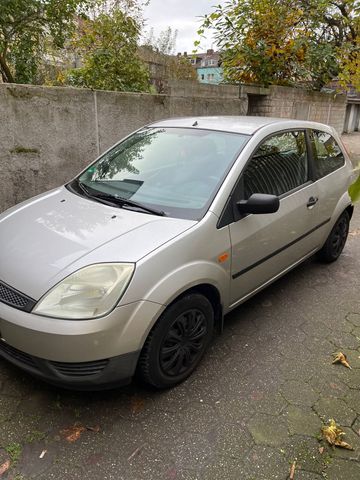 Ford Fiesta 1.3 Benziner