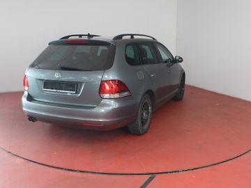 Volkswagen Golf - 2