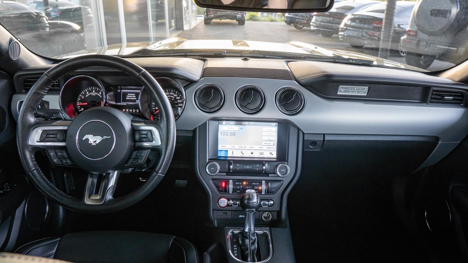 Ford Mustang 5.0 GT FASTBACK*nur 17TKM*KLAPPEN AUSPUF