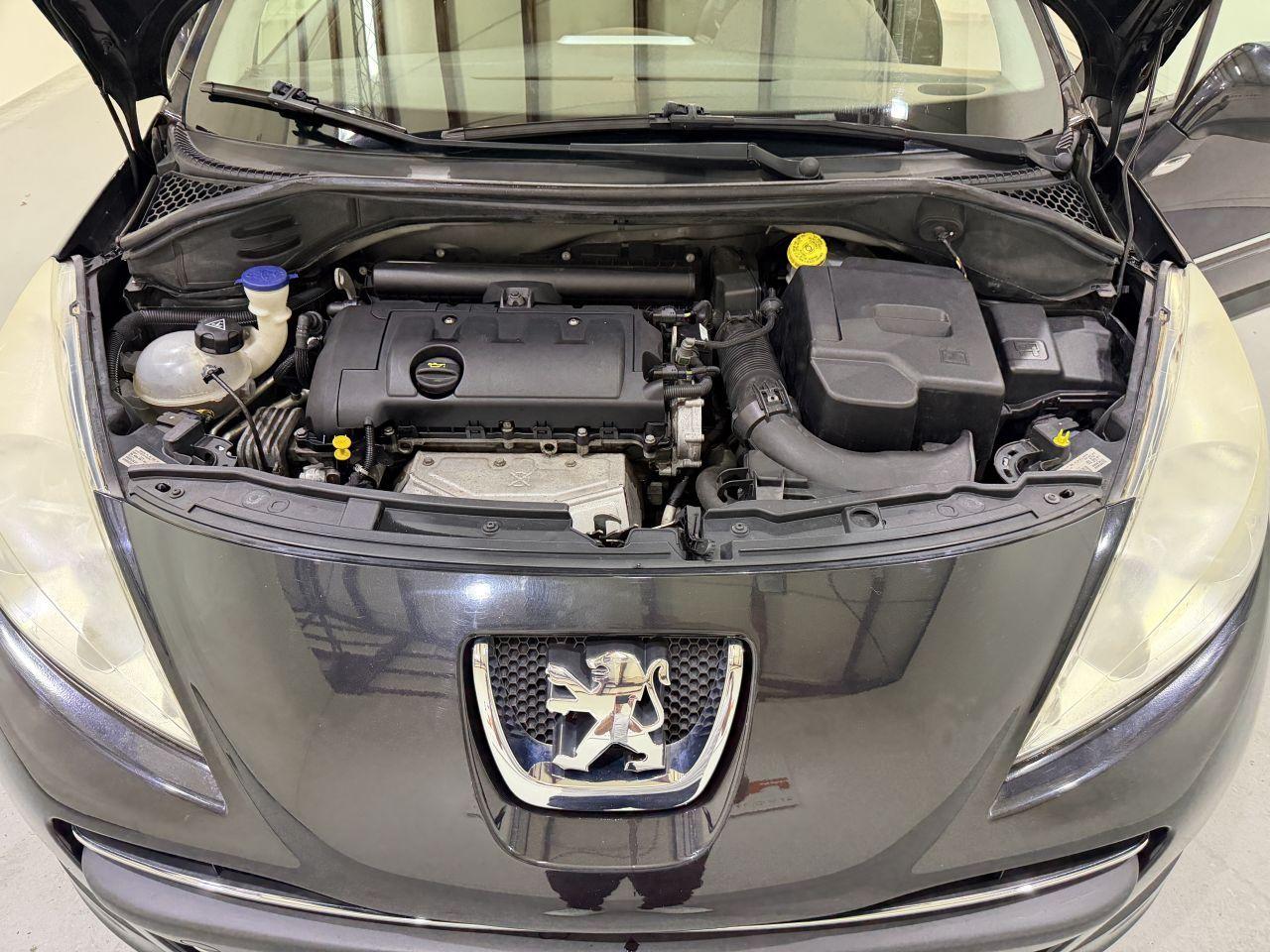 Peugeot 207 2010 — photo 28