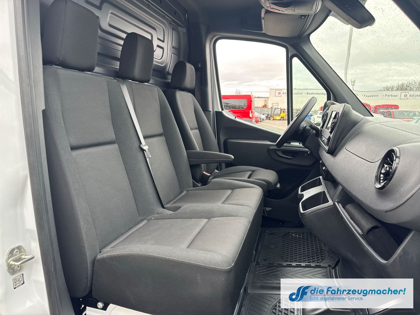 Fahrzeugabbildung Mercedes-Benz Sprinter III Kasten RWD AWD 317  CDI L2  Navi 36