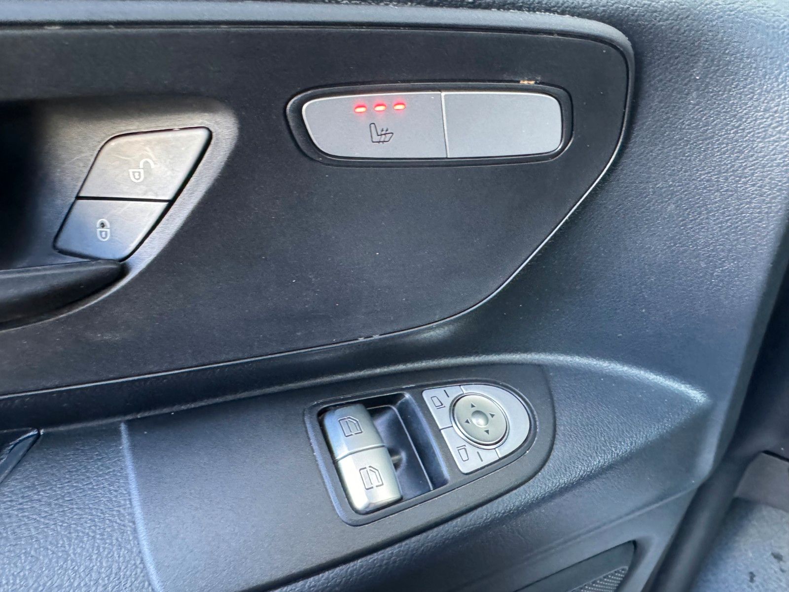 Fahrzeugabbildung Mercedes-Benz Vito 114 CDI Tourer 9G Klima Kamera Audio40