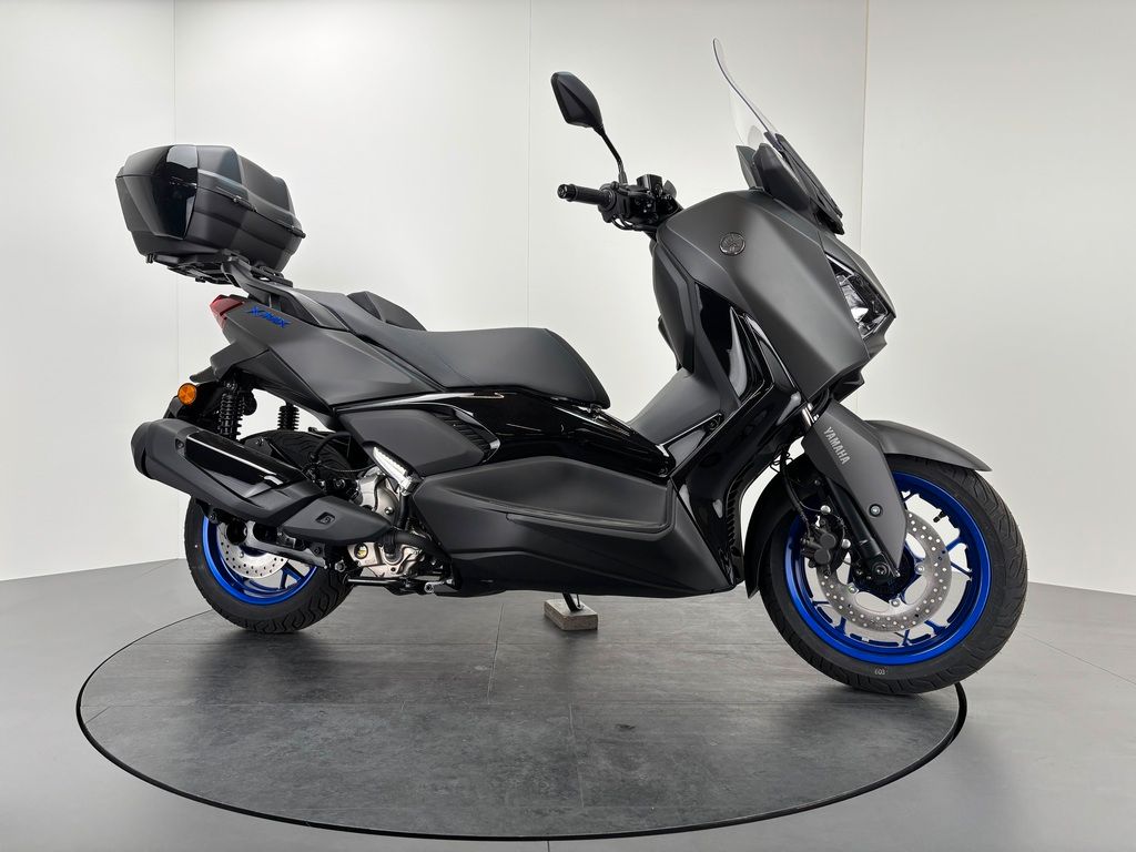 Fahrzeugabbildung Yamaha X MAX 300 *MJ 2025 MIT TOPCASE*