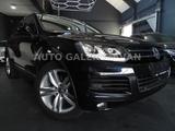 Volkswagen TOUAREG 3.0 TDI R-LINE - gebrauchte VW Touareg aus dem Jahr 2011