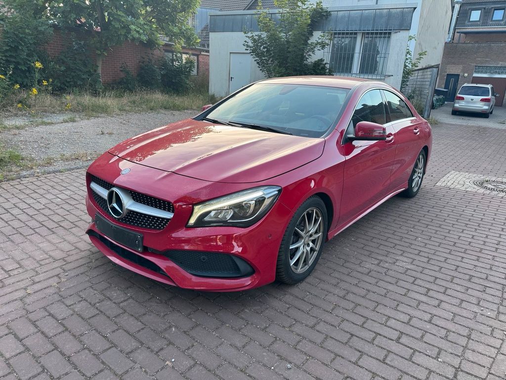 Image of Mercedes-Benz CLA 200