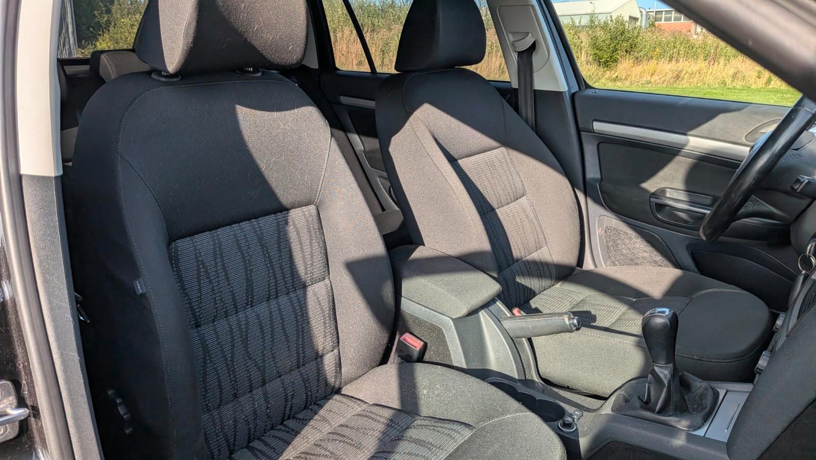 Skoda Octavia 2010 — photo 8