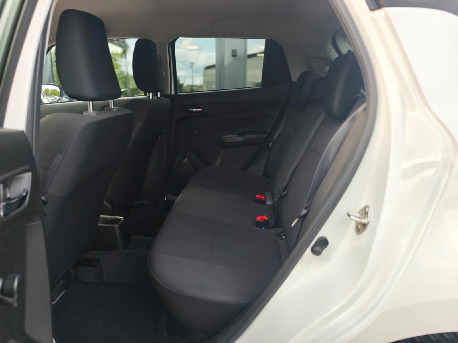 Suzuki SWIFT COMFORT*AUTOMATIK*KAM*KLIMA*ALU*NAVI*