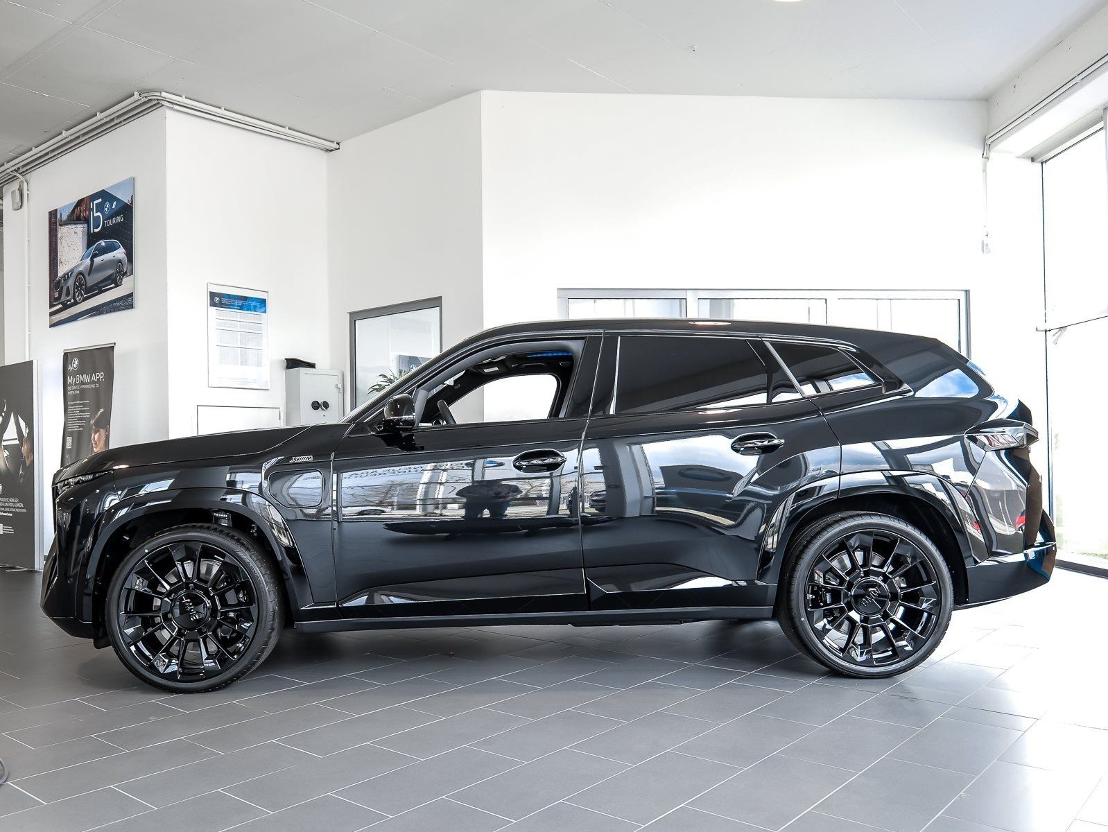 BMW XM - Bild 8