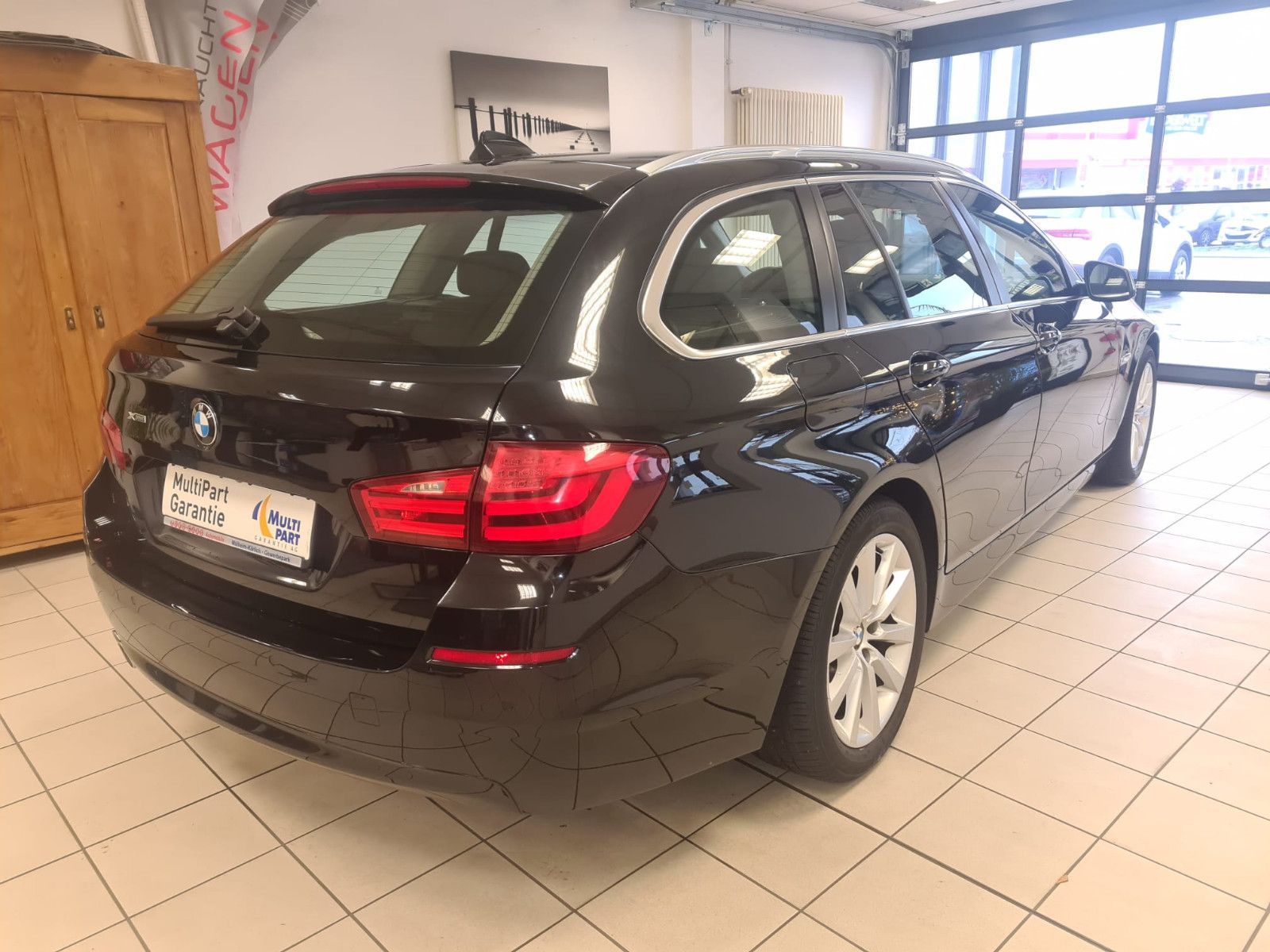Fahrzeugabbildung BMW 530 Touring xDrive/TOP GEPFLEGT / AHK