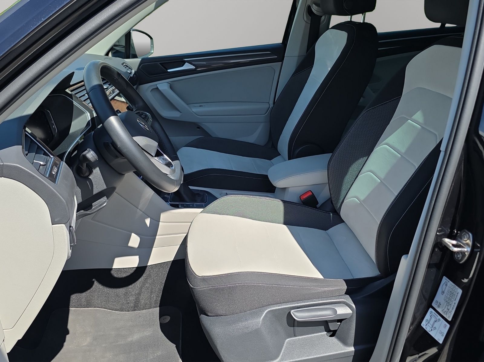Volkswagen Tiguan - Bild 9