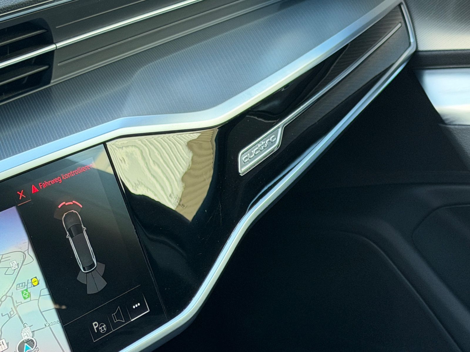 Fahrzeugabbildung Audi A6 Avant 55 TFSI quattro/SPORT/S-LINE/