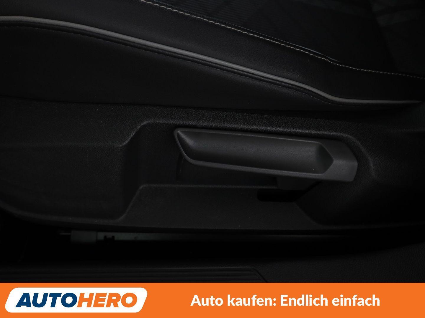 Volkswagen Golf VIII 1.5 TSI ACT R-Line*NAVI*ACC*LED*SHZ*, миниатюра 27