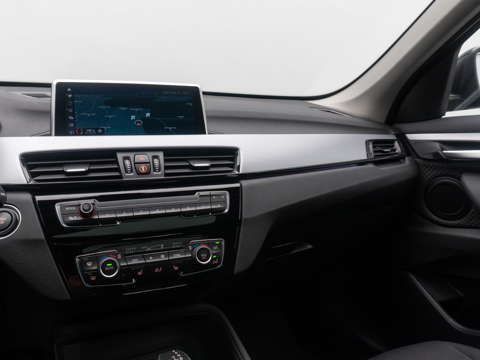 Fahrzeugabbildung BMW X1 xD25e GeschwindigReg DAB Kamera LED Panorama