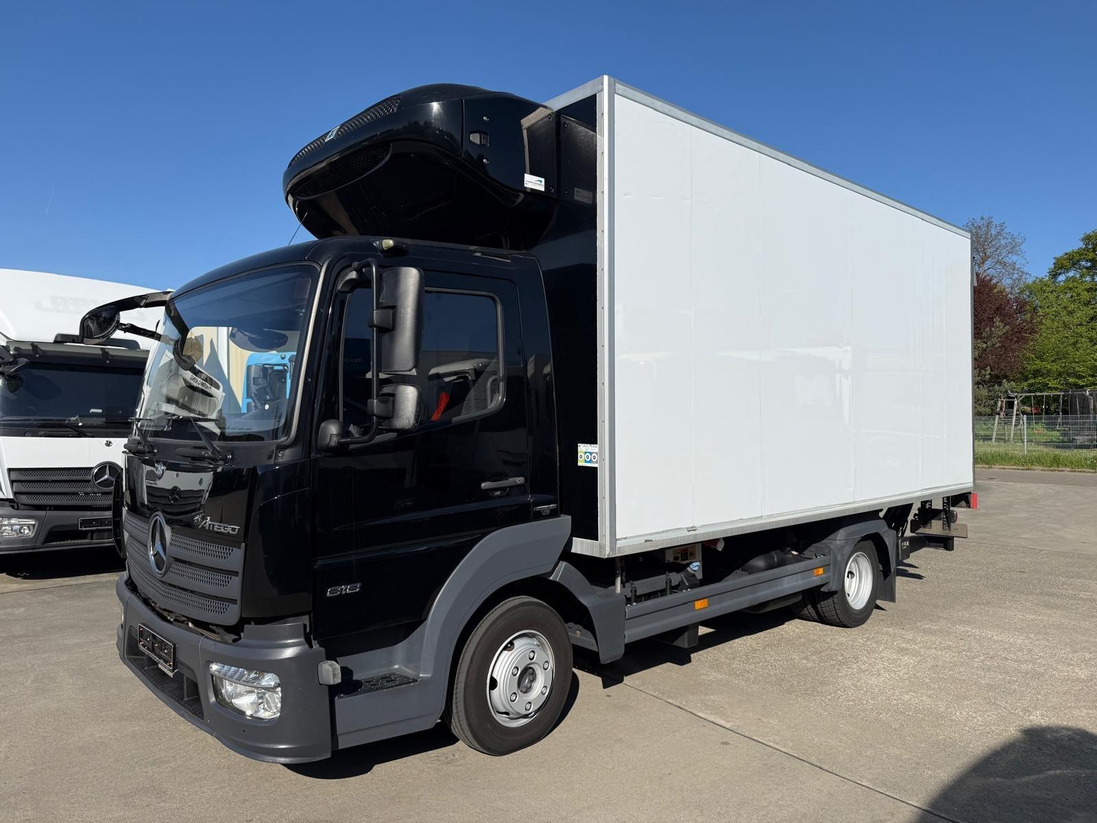 Mercedes-Benz ATEGO 818 L Kühlkoffer 5,2 m LBW 1 T*THERMO T+N