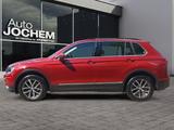 Volkswagen Tiguan Comfortline Klimaauto+SHZ+PDCv+h+Fernlich - Volkswagen Gebrauchtwagen in Saarbrücken
