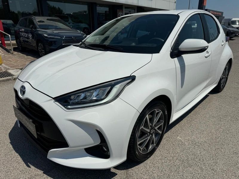 Toyota Yaris - 1