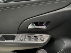Fahrzeugabbildung Opel Corsa F Elegance -- Technologie-Paket Park & Go