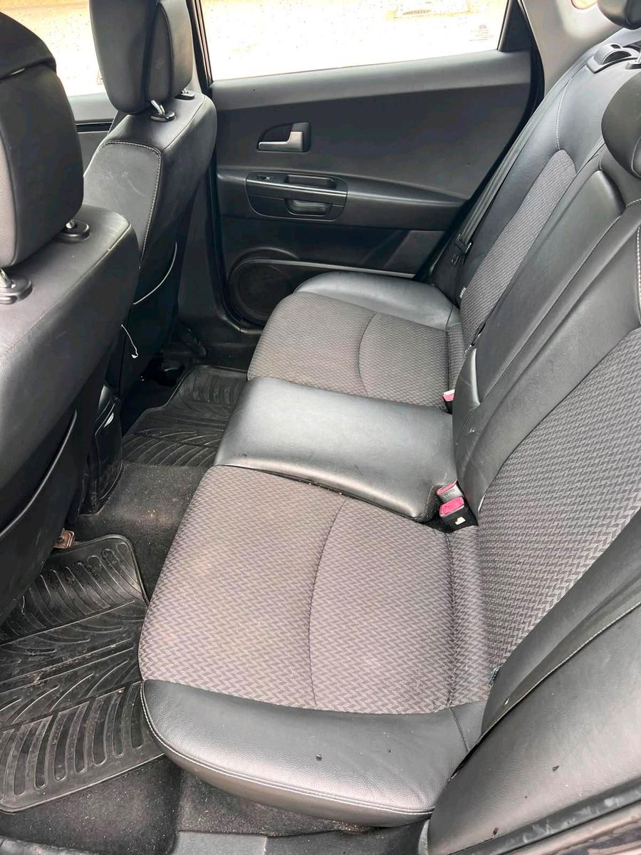Kia  2010 — photo 6