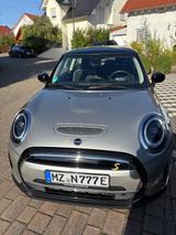 MINI Cooper SE Classic Trim Klima, SHZ, Garantie 2027 - MINI Cooper SE von privat