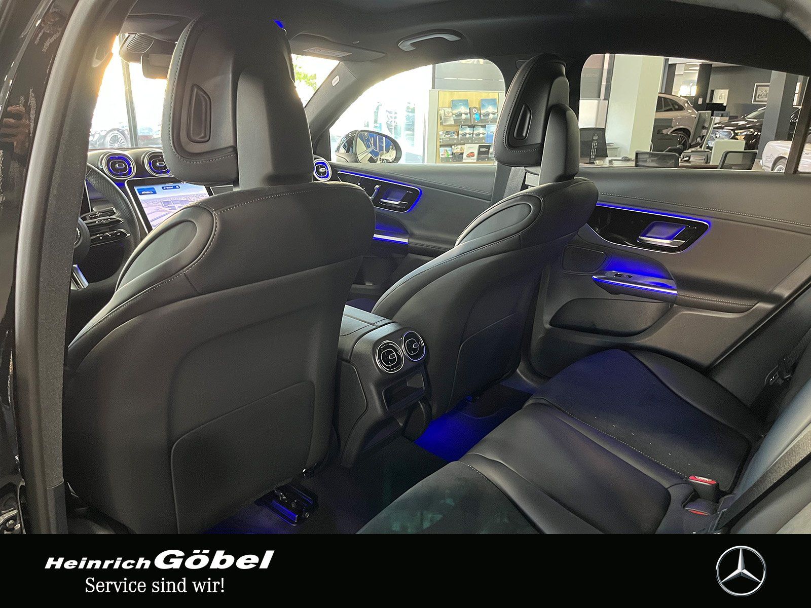 Fahrzeugabbildung Mercedes-Benz GLC 200 4M Cp. EDITION-AMG+AHK+PANO+360°+MEMORY
