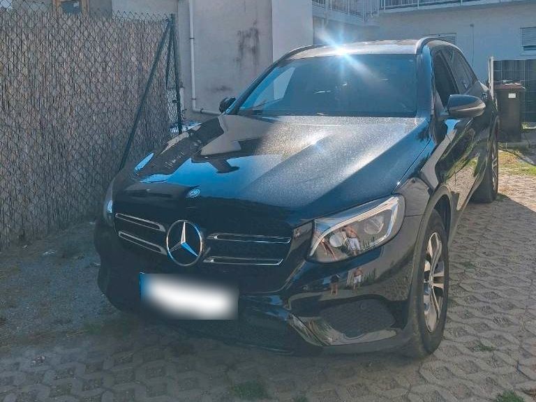 Image of Mercedes-Benz GLC 220