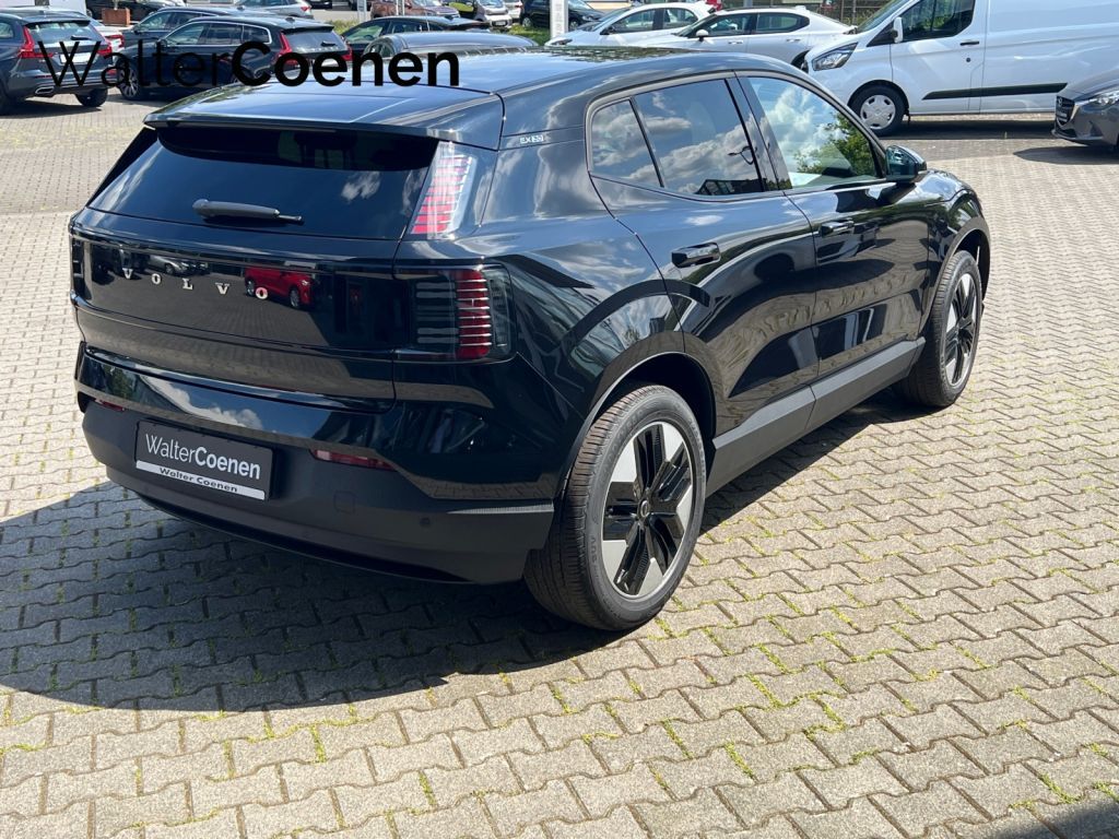 VOLVO EX30 Single Motor Plus,Winter-Paket.Dunkle Verg. VOLVO EX30 Single Motor Plus,Winter-Paket.Dunkle Verg.