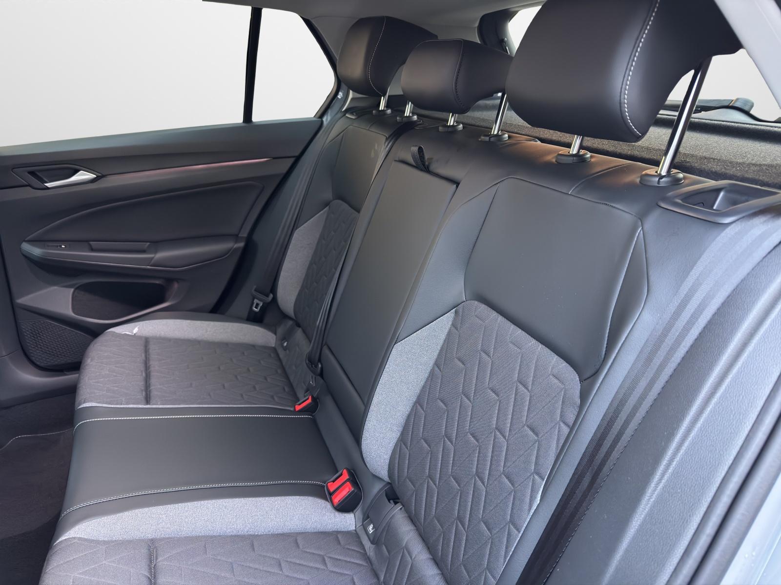Volkswagen Golf 1.5 eTSI DSG Energy AHK LED Kamera PDC LM, миниатюра 12