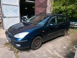 Ford Zwei Autos  zwei Fords - Ford Mondeo aus 2001: Kombi