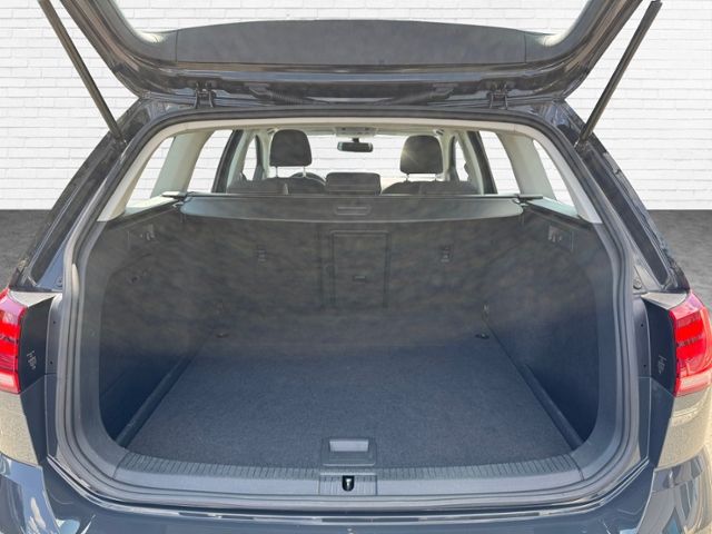 Fahrzeugabbildung Volkswagen Golf Variant 1.5 TSI ACT Highline KLIMA LED NAVI