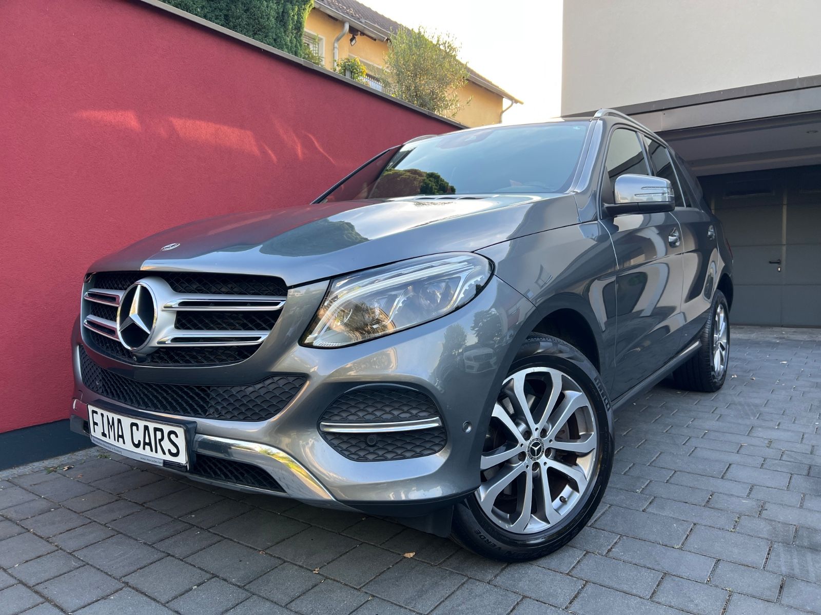 MERCEDES-BENZ GLE 350 d 4Matic*360KAM*AHK*SD*