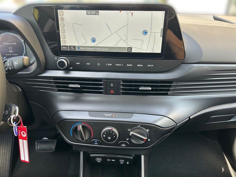Fahrzeugabbildung Hyundai i20 MY25 1.0T 7DCT TREND TZ NAV+CARPLAY+KAMERA++