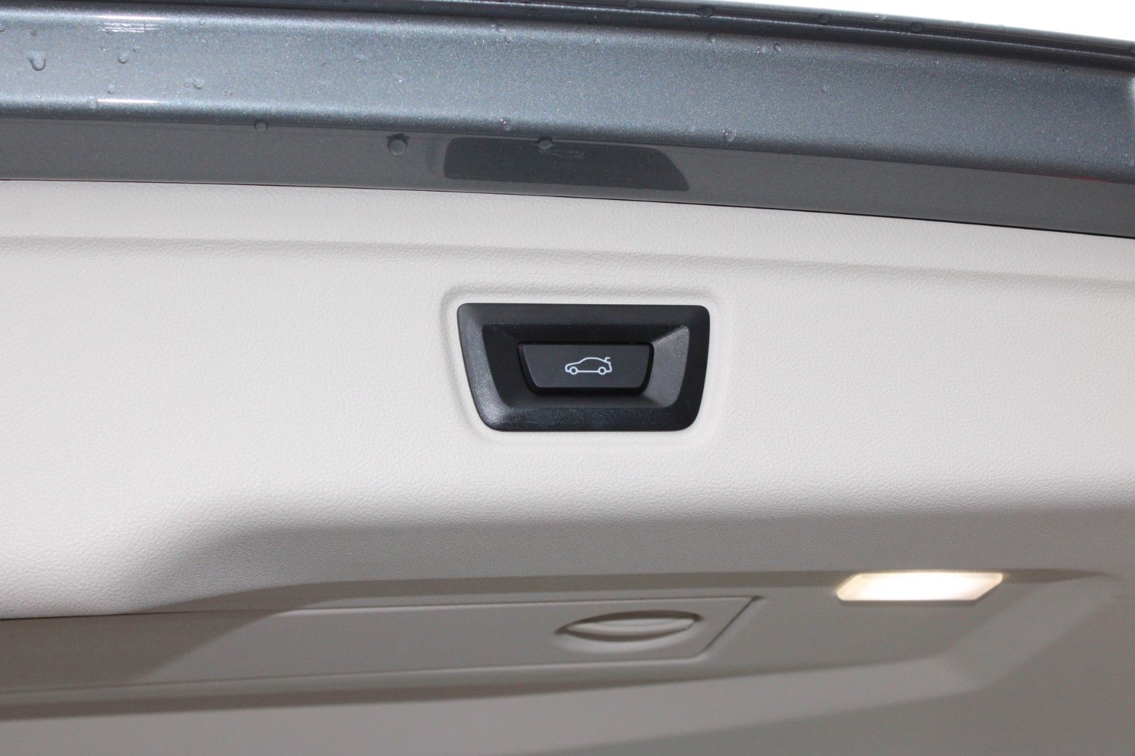 BMW 320 d xDrive Touring NAVI SHZ LED PDC AUT LIVE foto 8