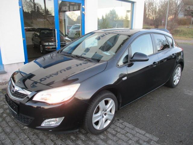 Opel Astra J 1.4 Design Edition