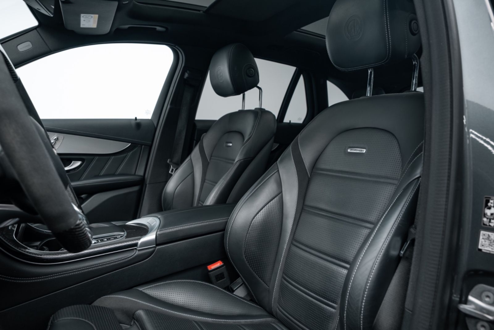 Fahrzeugabbildung Mercedes-Benz GLC 63 S AMG BUSINESS/HUD/PANO/NIGHT/BURM