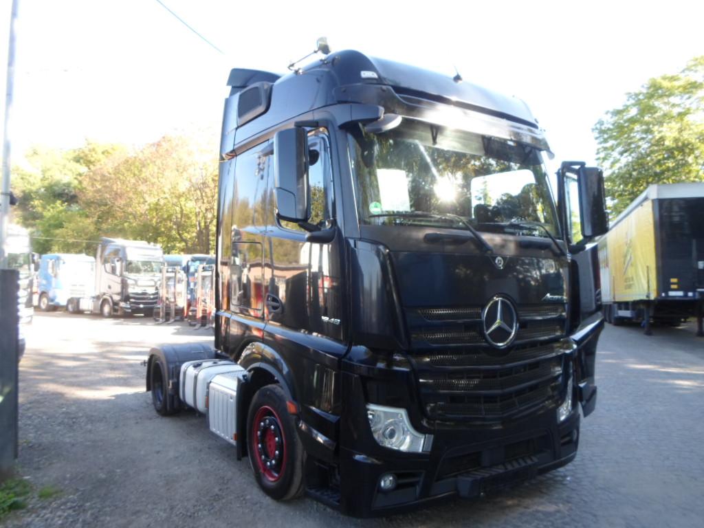 Mercedes-Benz 1848 LS/ Low Deck