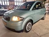 Audi A2 1.2 TDI 3Liter 2.Hd. Scheckheft Youngtimer! - Audi A2: 3l