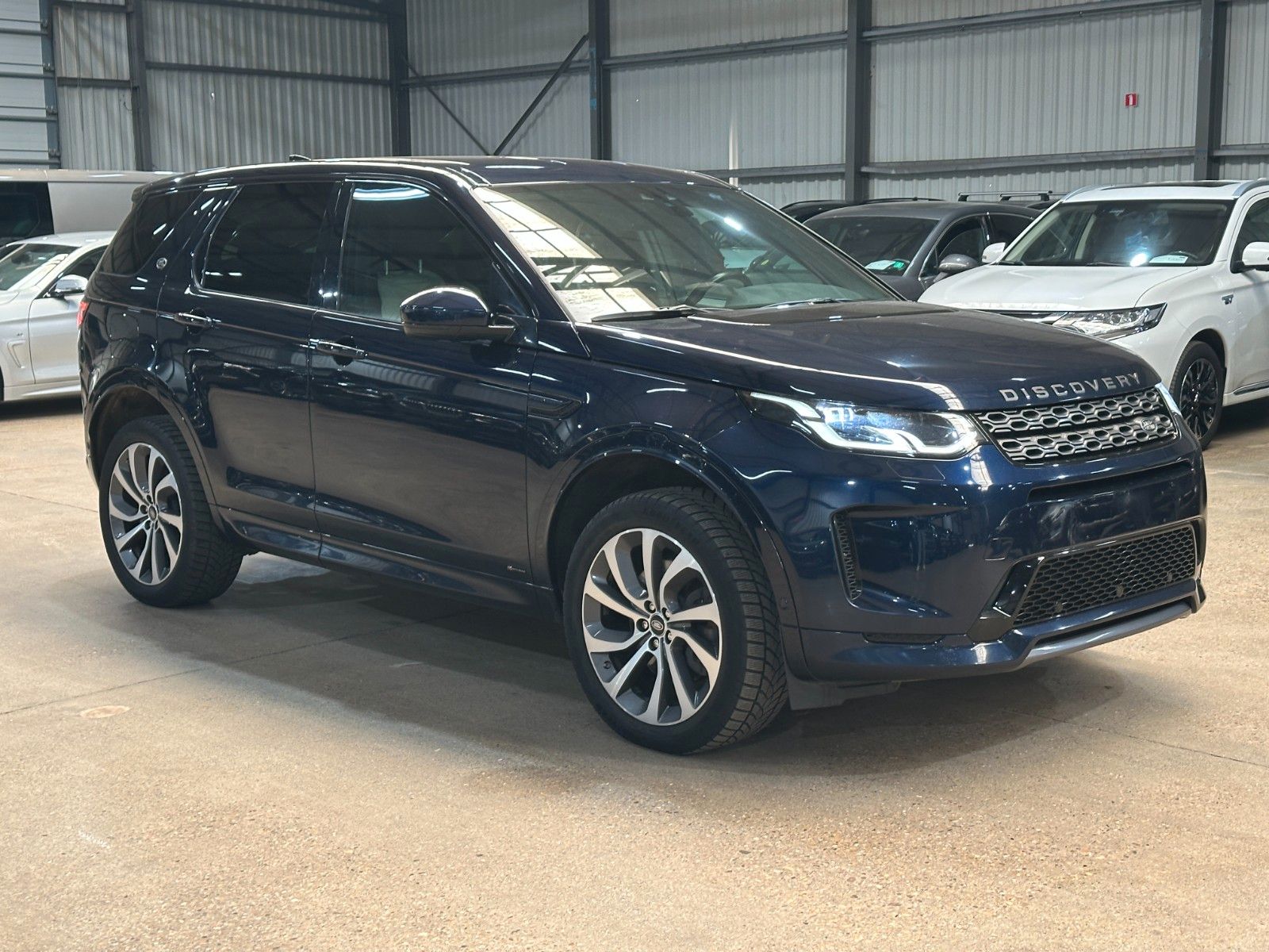Land Rover Discovery Sport R-Dynamic SE AWD imagem 3